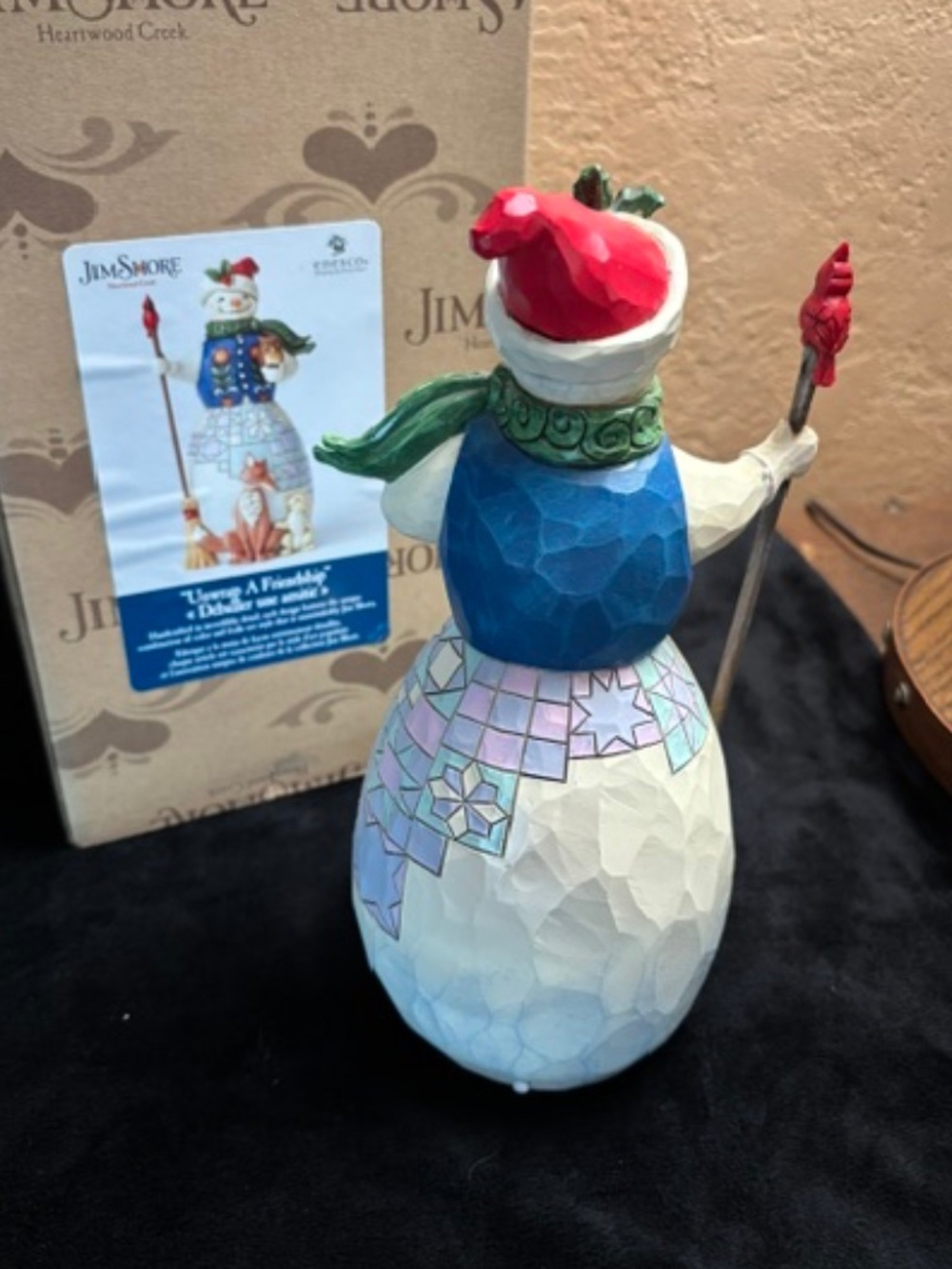 Jim Shore Heartwood Creek " "Unwrap a Friendship" Christmas snowman - Picture 4 of 6
